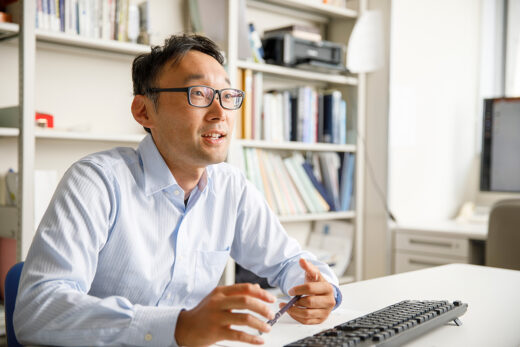 Prof. Yasufumi Takahashi, WPI-NanoLSI